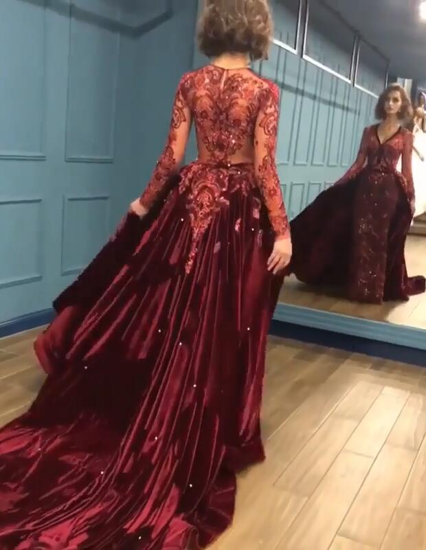 Sparkly Beading Burgundy Long Sleeves Prom Dresses with Appliques