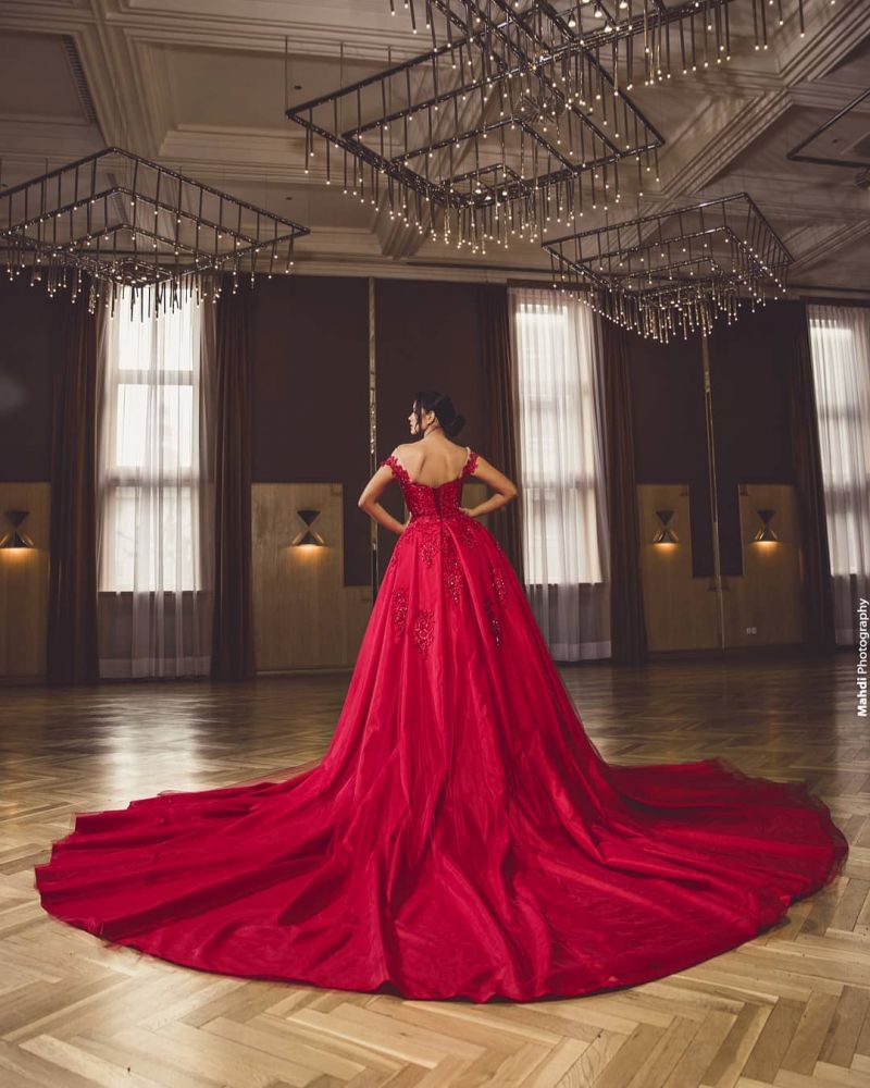 Charming Red Off Shoulder Lace Appliques Mermaid Prom Gown with Detachable Sweep Train