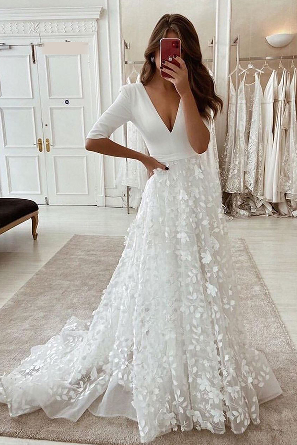 V-neck Long sleeves White Lace Wedding Dresses