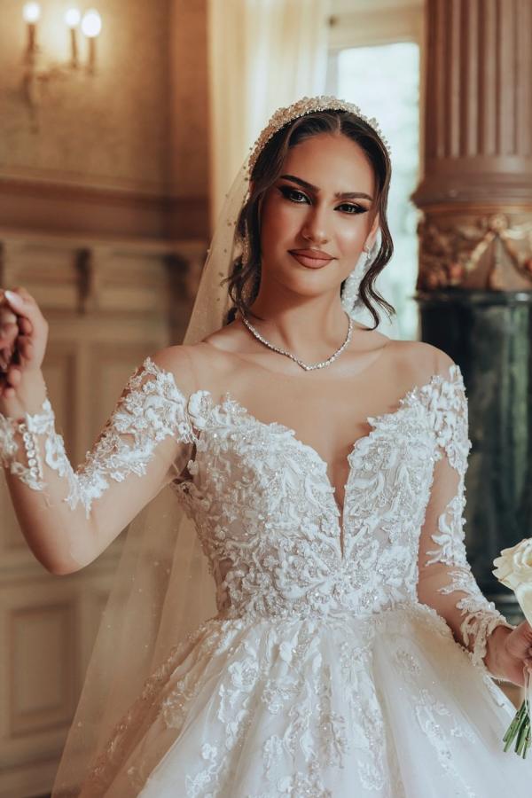 Long sleeves Lace Ball Gown White Bridal Gowns