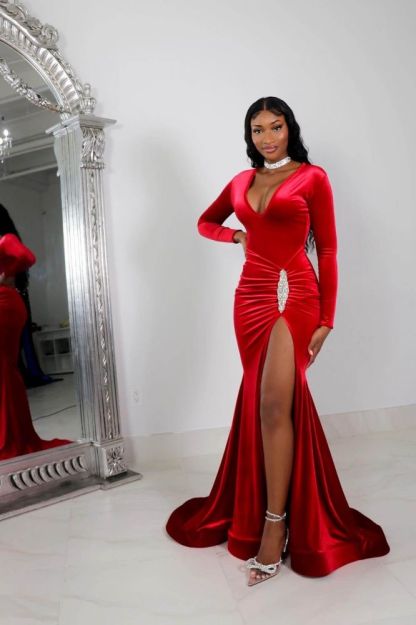 V-neck Long sleeves Red High Split Prom Dresses