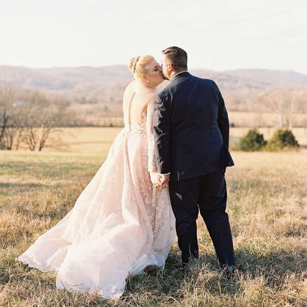 Plus Size Floral Tulle Wedding Dress A-line Off Shoulder Long Sleeves Bridal Dress