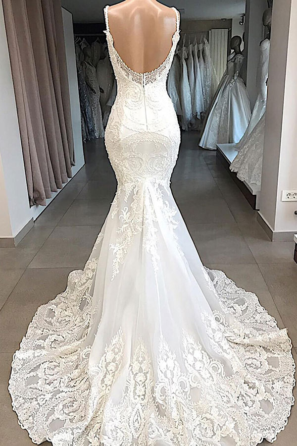 Elegant Spaghetti Strap V-neck White Sleeveless Mermaid Open Back Wedding Dress with Chapel Train