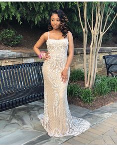 Gorgeous Beading Appliques Spaghetti Lace-up Long Mermaid Evening Dresses