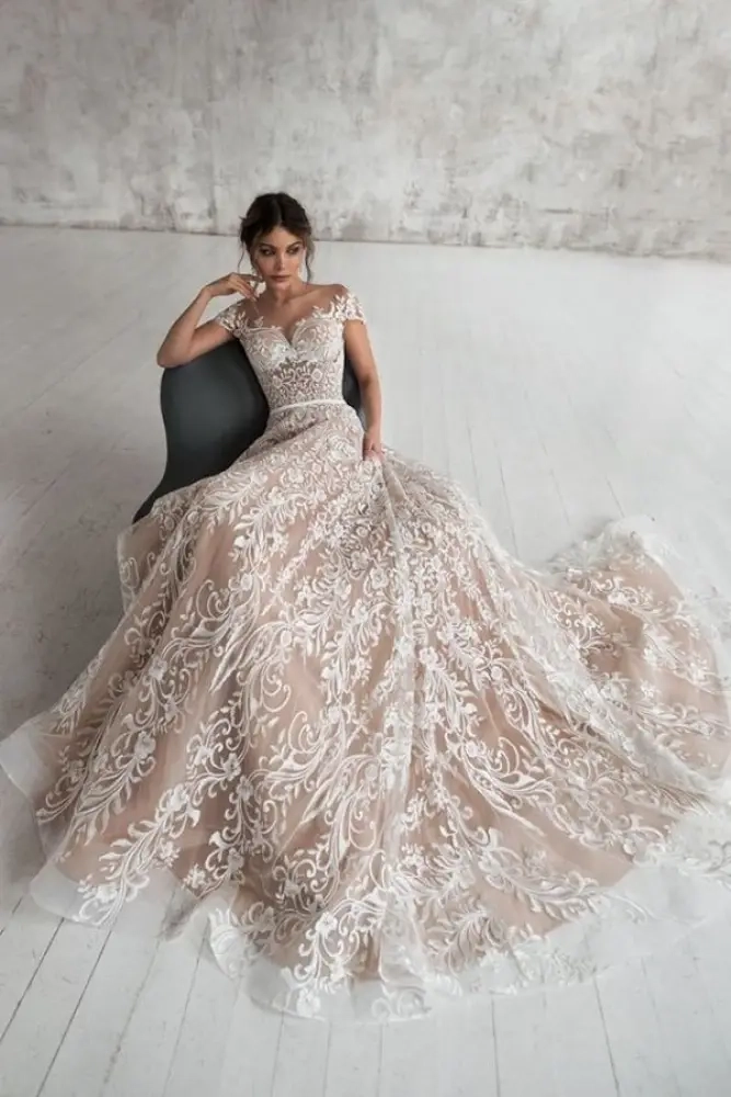 Elegant Off-the-Shoulder A-line Long Lace Wedding Dress with Appliques