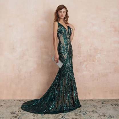 Stylish V-Neck Sleeveless Mermaid Prom Maxi Gown with Glitter Sequins Appliques