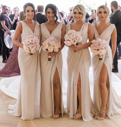 Simple Chiffon Long Bridesmaid Dresses | V-Neck Sleeveless Side-Slit Prom Dresses