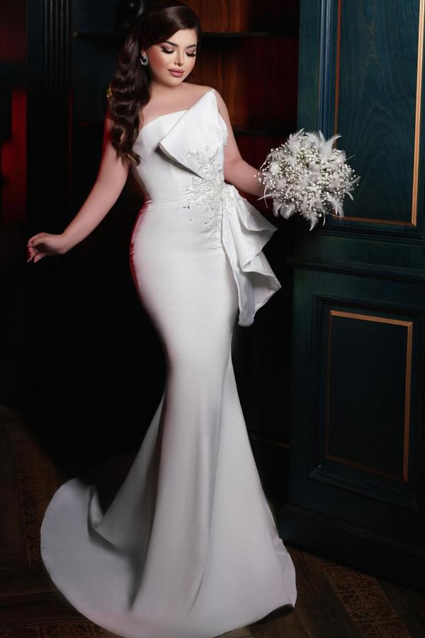 One shoulder Mermaid Court Train Wedding Dresses