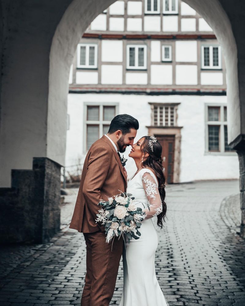 New Beautiful Sweetheart Long-Sleeve Mermaid Lace Wedding Dress with Cathedral Train