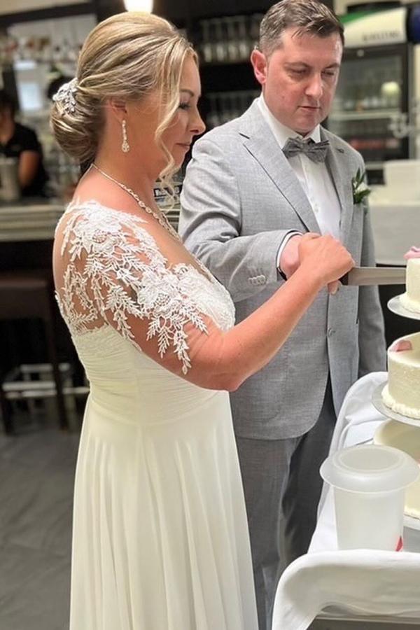 Elegant Half Sleeves Chiffon Wedding Dress Crew Neck Floral Lace Long Dress for Bride