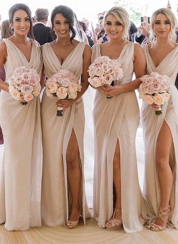 Simple Chiffon Long Bridesmaid Dresses | V-Neck Sleeveless Side-Slit Prom Dresses