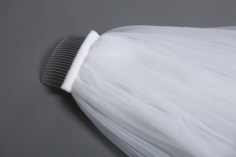 One Layer Wedding Veil with Comb Lace Edge Appliqued Bridal Veil