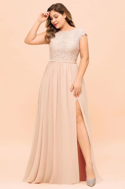Plus Size Bridesmaid Dress with Side Slit Sleeveless Jewel Neck Chiffon Wedding Guest Dress