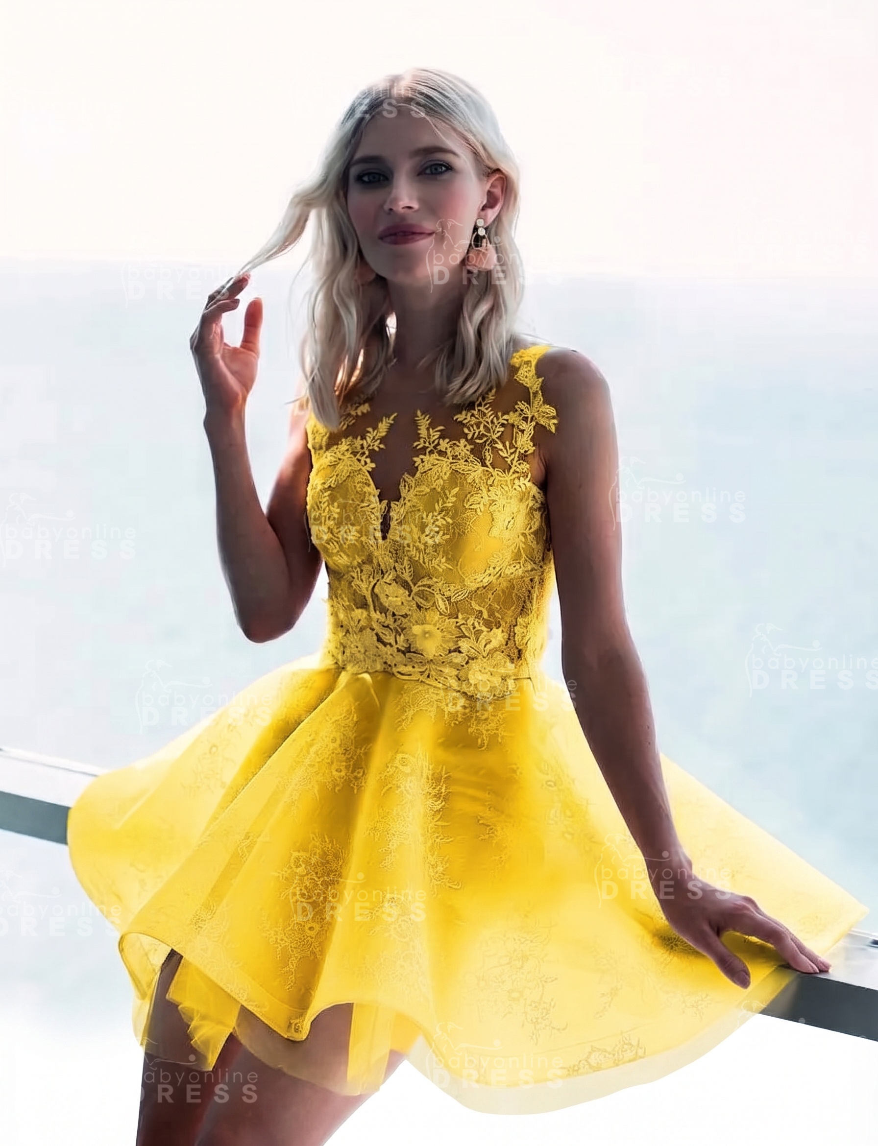 Sleeveless Lace Puffy Flowers A-Line Short Homecoming Dress with Appliques
