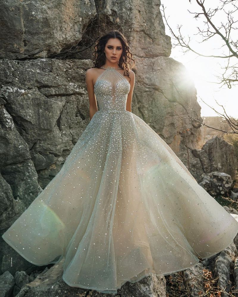 Luxury Halter Backless Sparkle Beads Ball Gown Prom Dress