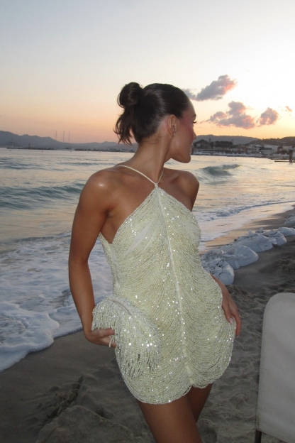 Amazing Halter Pearls Short Party Dress Charming Sleeveless Prom Dress