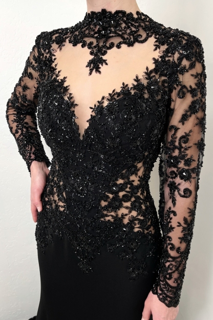 Black High-neck Appliques Lace Long Sleeve A-Line Wedding Dresses