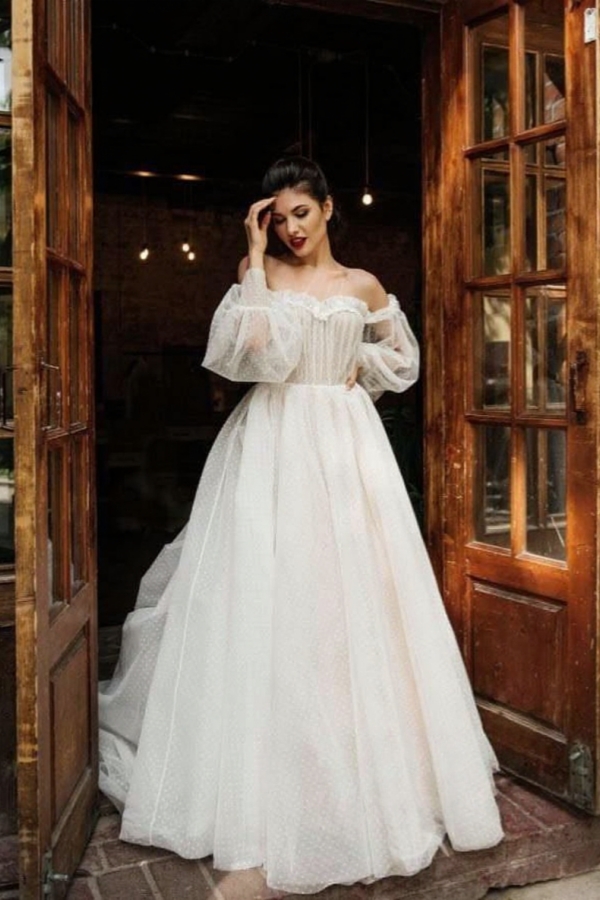 Long Bubble Sleeves Tulle Ball Gown Wedding Dresses