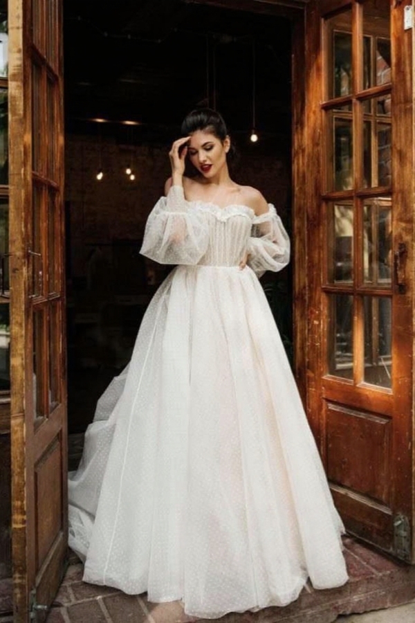 Long Bubble Sleeves Tulle Ball Gown Wedding Dresses