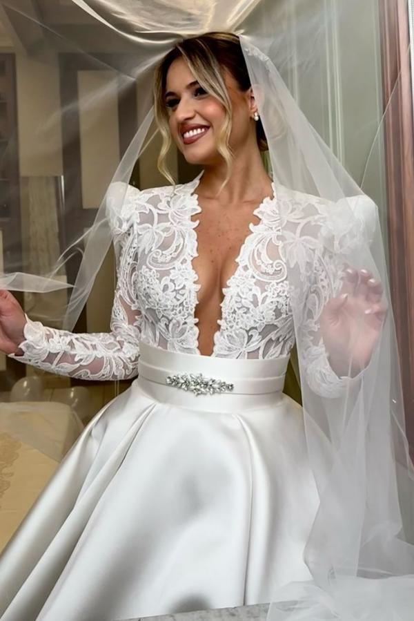 Long sleeves V-neck Satin Court Train White Wedding Dresses