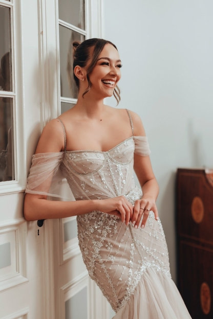 Off the Shoulder Spaghetti Straps Ivory Tulle Lace Flower Mermaid Wedding Dresses