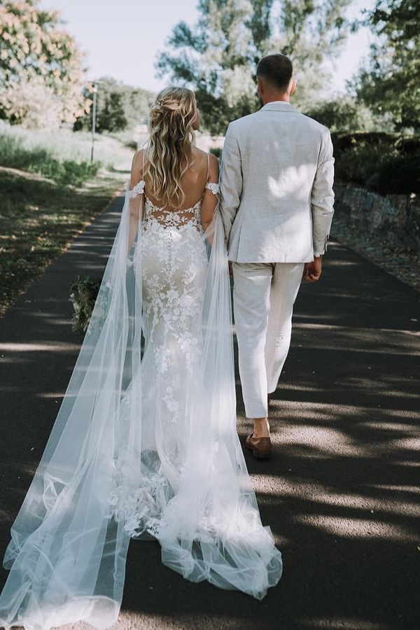 Sexy Spaghetti Straps Appliques Lace Mermaid Wedding Dresses