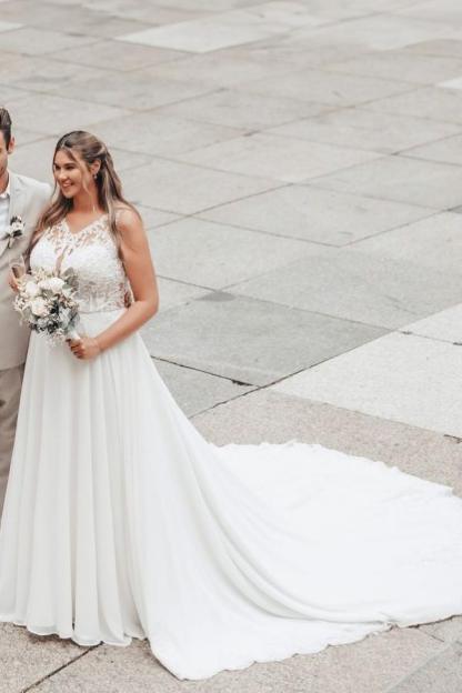 Sleeveless Keyhole White Beach Chiffon Wedding Dresses