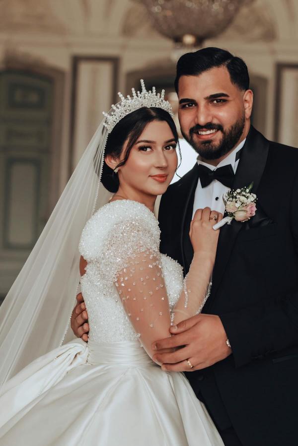 Square neck Ball Gown Satin Church Wedding Dresses