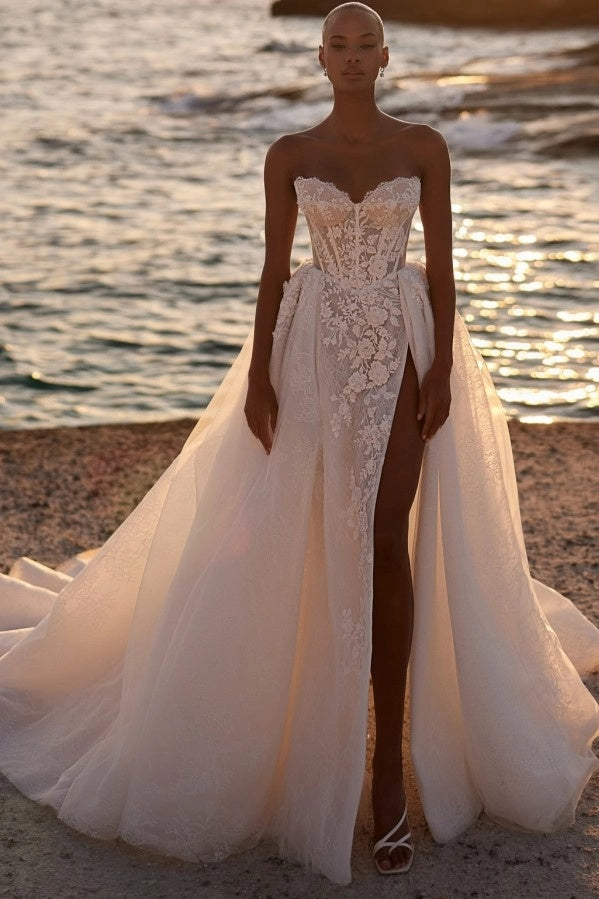 Strapless Aline Bridal Dress Lace Appliques Beach Wedding Dress with Front Split