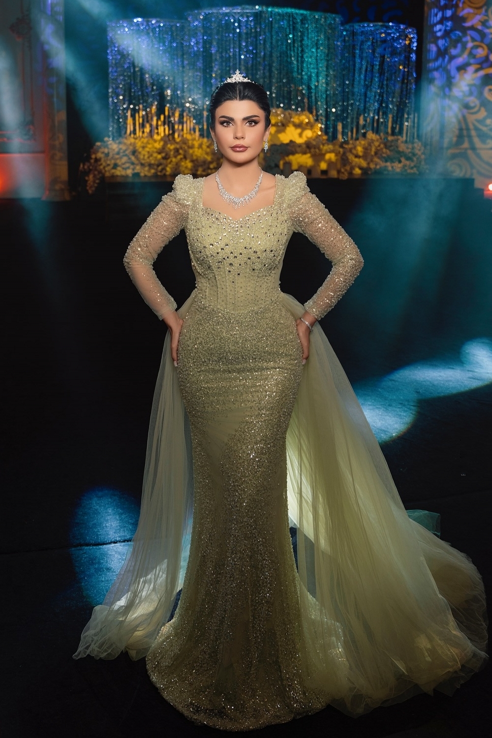 Unique Square Neck Tulle Sequins Mermaid Wedding Dresses Long Sleeves with Sweep Train