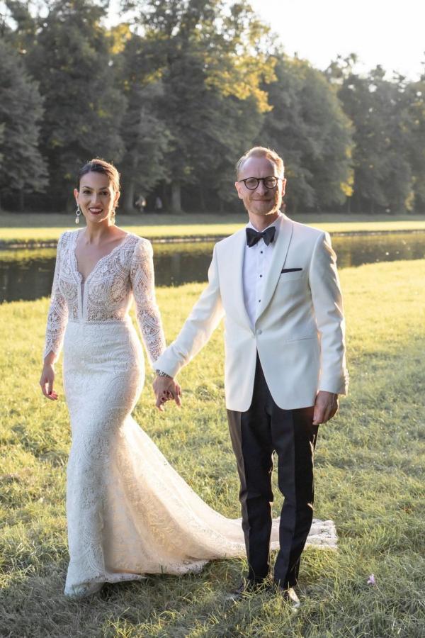 V-neck long sleeves Lace Mermaid White Court Train Wedding Dresses