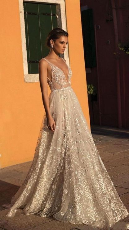 Chic Champange V-neck Sleeveless Long Lace High waist Wedding Dress