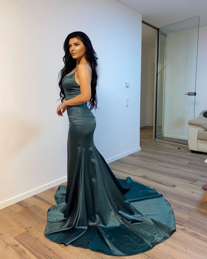 Elegant green Spaghetti Strap Sleeveless Mermaid Elastic Woven Satin Prom Dress with Sweep Train