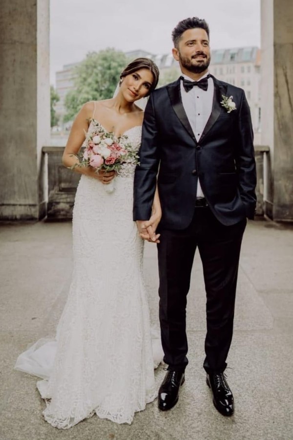 Simple chiffin bohomian white wedding dress