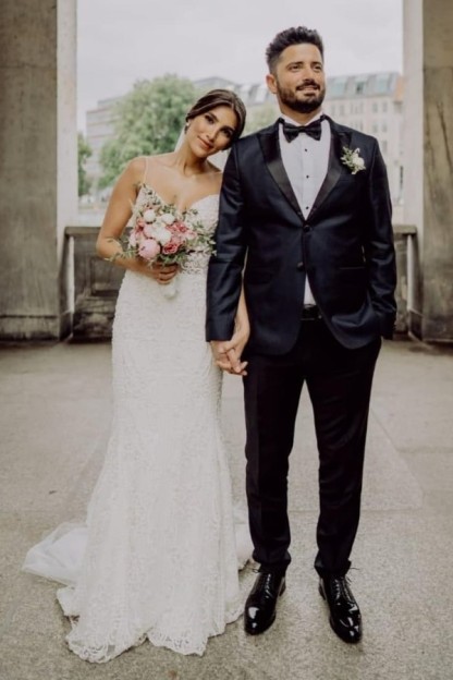 Simple chiffin bohomian white wedding dress