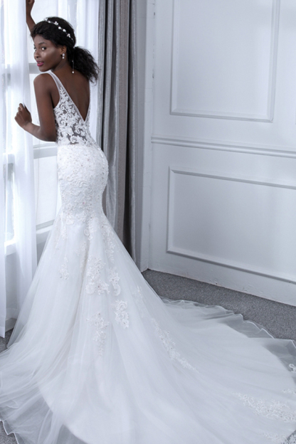 V-neck White Court Train Wedding Dresses