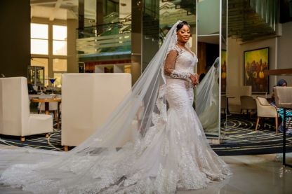 Gorgeous Mermaid Bridal Gown with Long Sleeves Pearls Lace Appliques Wedding Dress