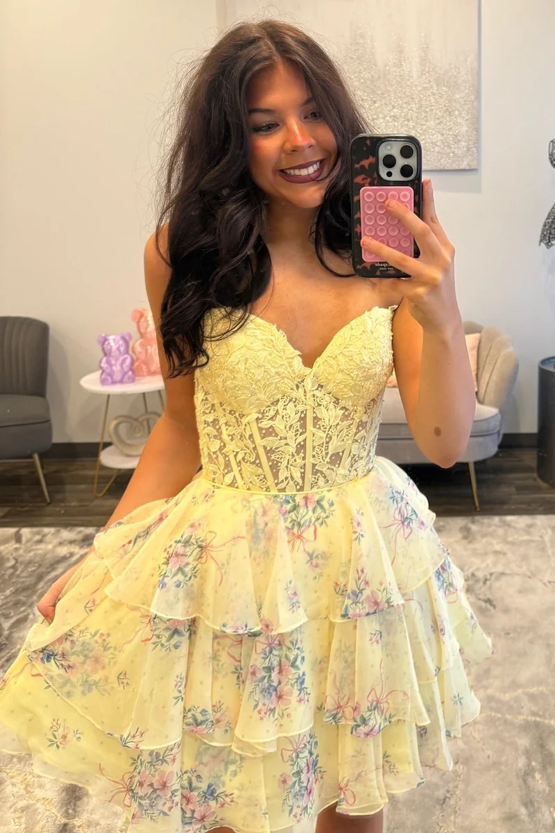 Pink Sweetheart Lace Corset Floral Ruffles A-Line Short Homecoming Dress