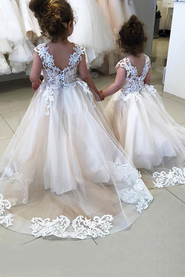 Cute Sleeveless Tulle Flower Girls Dresses With Lace Appliques