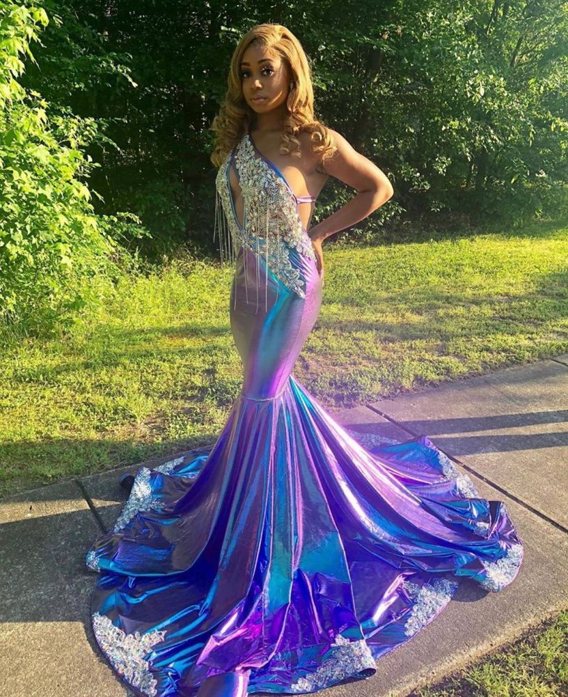 Asymmetric Beads Appliques Prom Dresses | Alluring Open Back Fit and Flare Evening Gowns