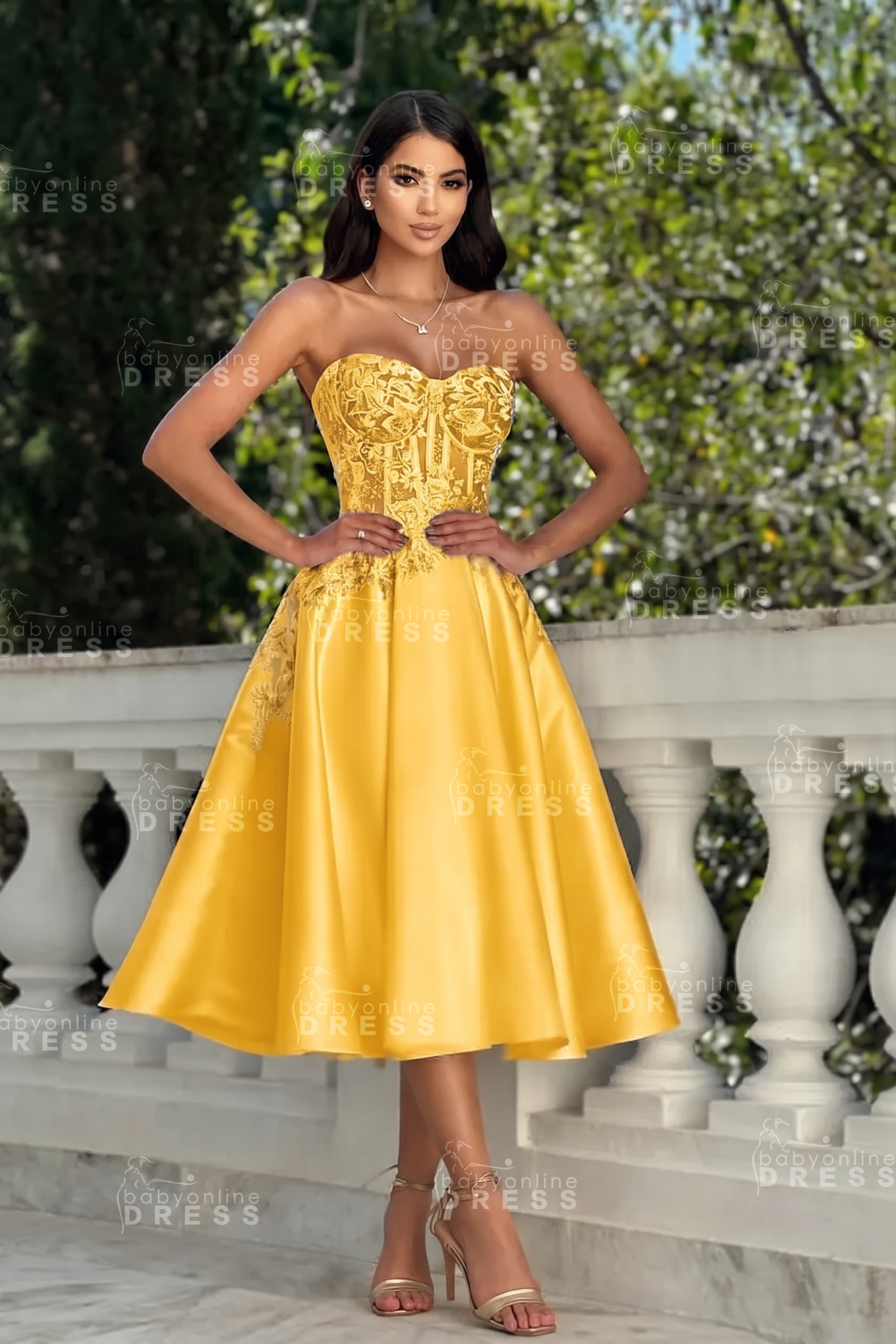 Stunning Strapless Sweetheart Tea-Length A-Line Satin Prom Dresses White