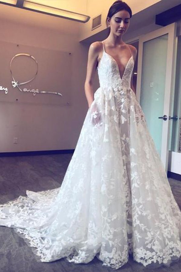 Sweetheart Lace Ball Gown White Bridal Gowns