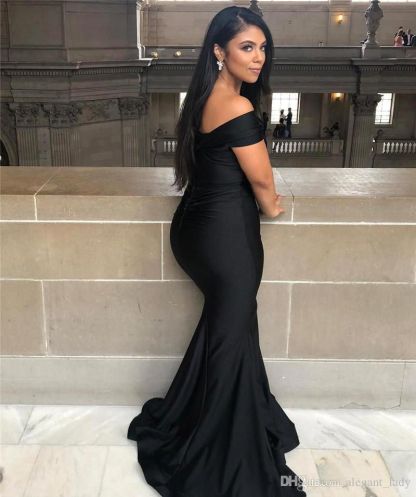 Off the shoulder black mermaid plus size bridesmaid dress