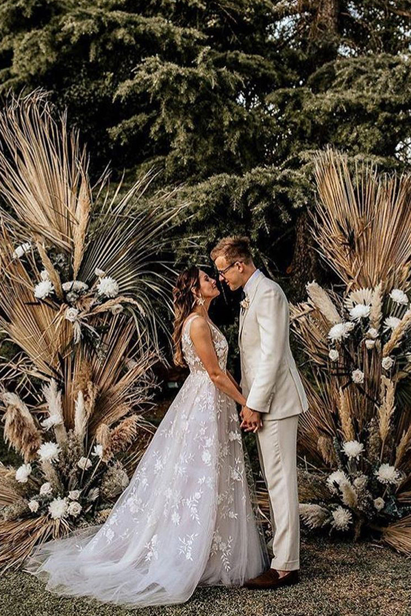 V-neck Summer Boho A-line Lace Wedding Dresses