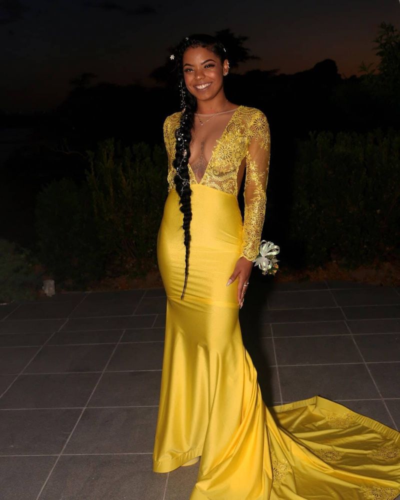 Sexy Round Neck Lace Sleeves Intimate Prom Dresses | Yellow Party Gowns