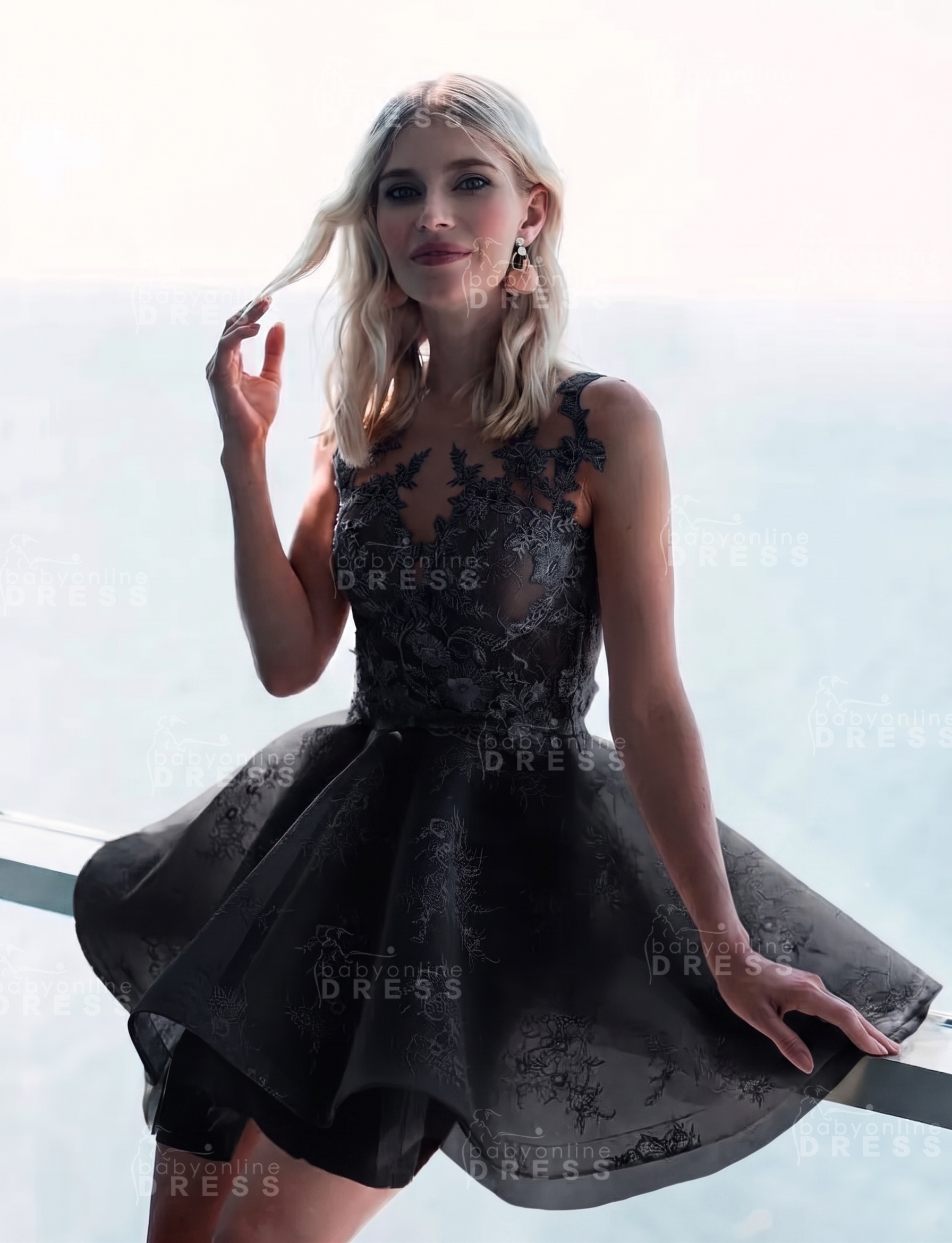Sleeveless Lace Puffy Flowers A-Line Short Homecoming Dress with Appliques
