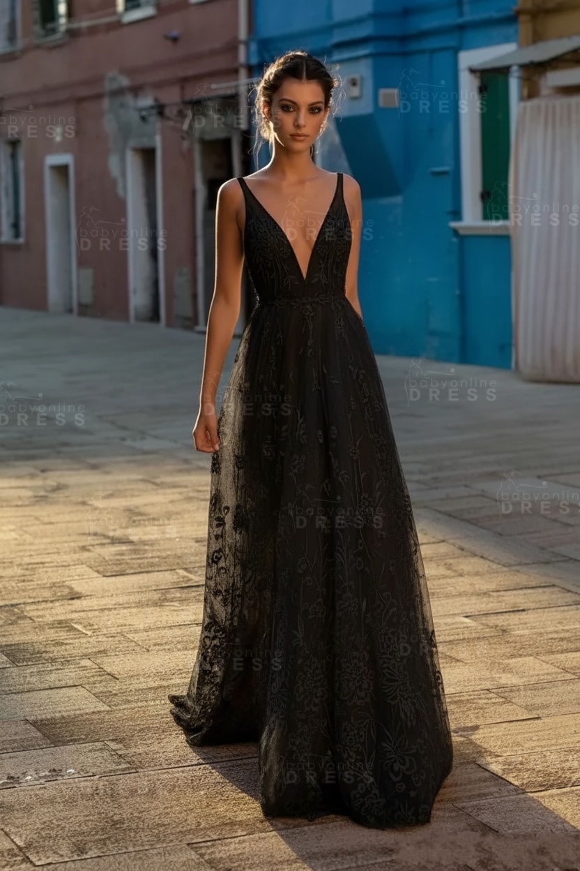 Chic Champagne V-neck Sleeveless Long Lace High waist Wedding Dress
