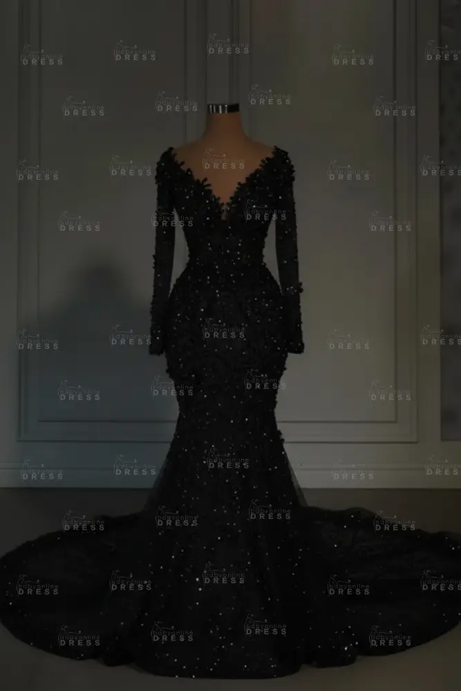 Luxury Sweetheart Sequins Mermaid Wedding Dress with Long Sleeves