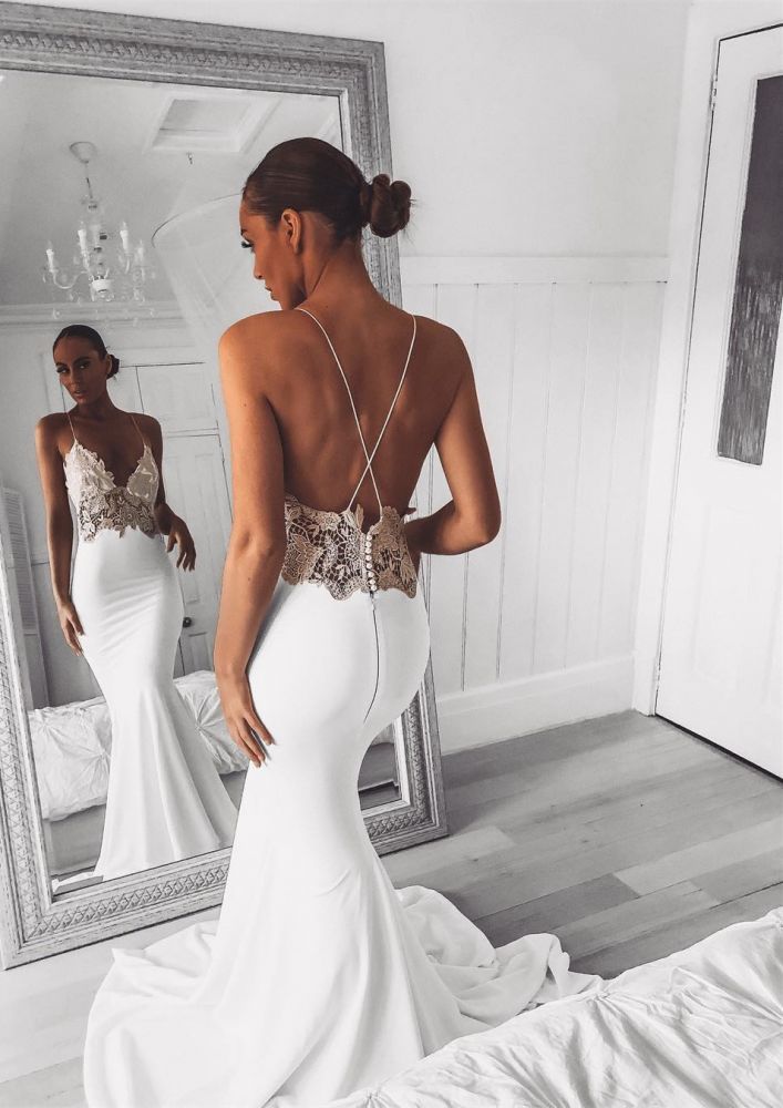 Sexy V-Neck Lace Spaghetti Strap Mermaid Wedding Dress Open Back Bridal Gown