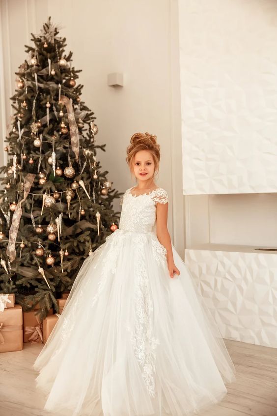 Lovely Cap Sleeves White Princess Flower Girl Dress for Wedding Christmas Party
